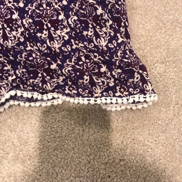 patterned romper - Picture 3 of 3